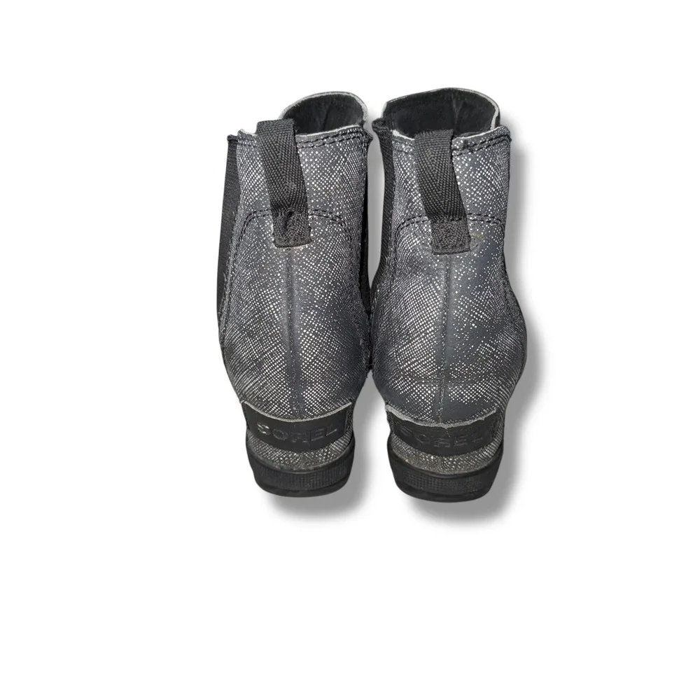 Sorel Joan‎ of Arctic Wedge II Chelsea Boots Kids 1 Black Silver Good NY1945-011